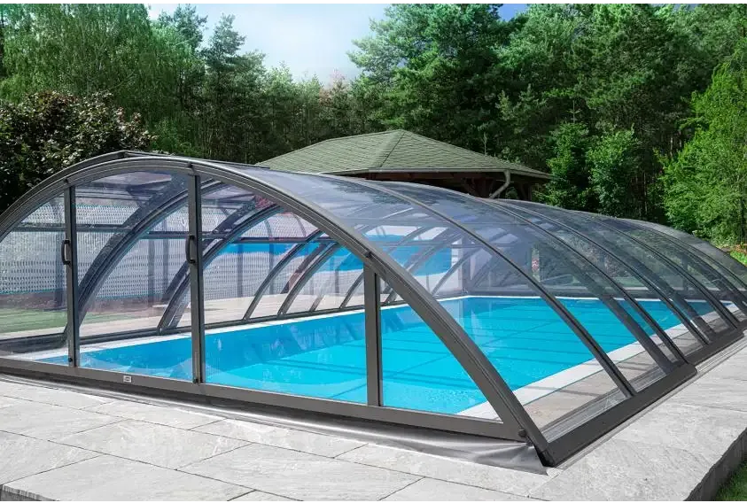 Modern pooltak Klasik 5x10 med klar kanalplast och grå ram